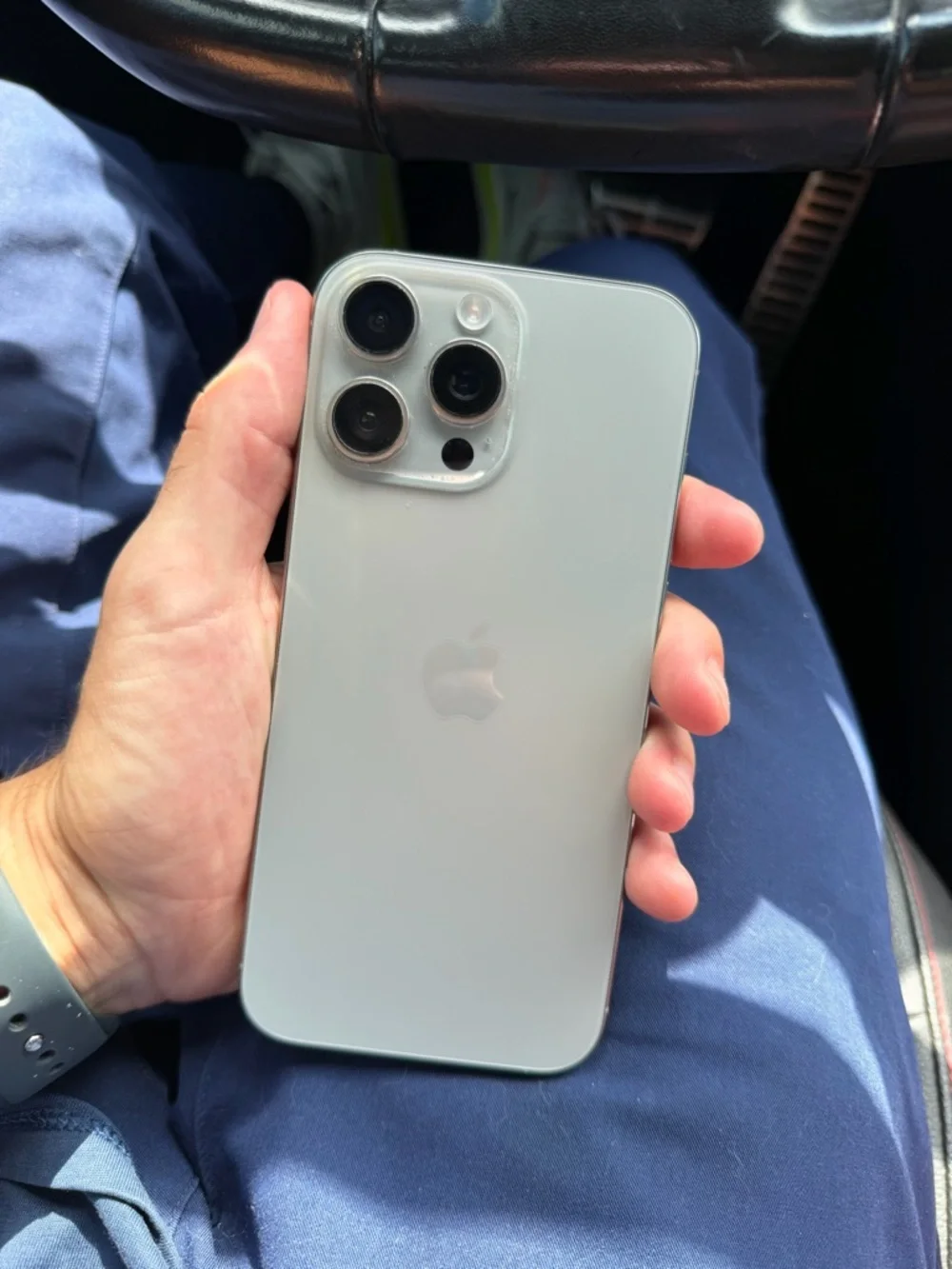 iPhone 16 Pro Max Titanium 256G Gray UNLOCKED Excellent Condition